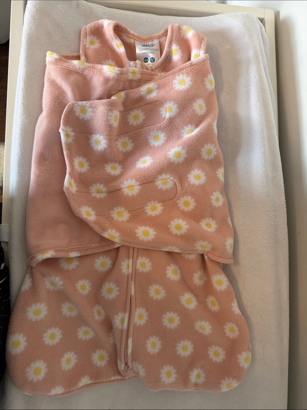 Halo Pink Daisy Sleepsack Swaddle fleece